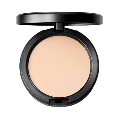 BASE NC10  STUDIO FIX POWDER 